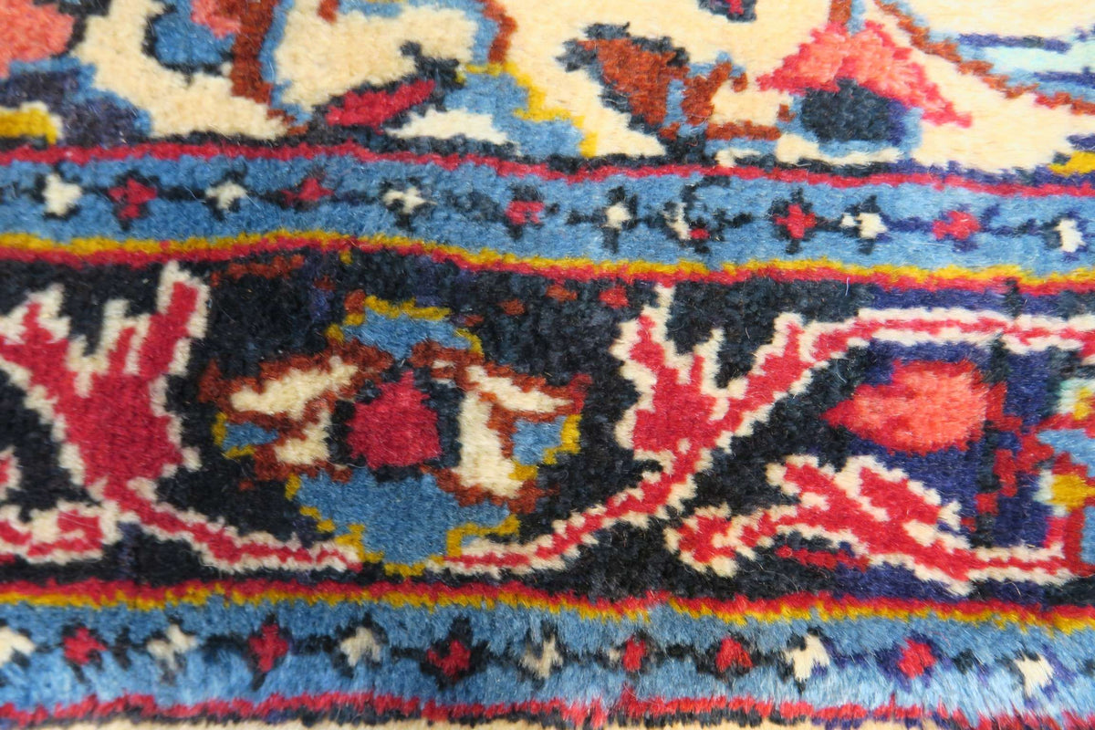 2'8'' x 13'2'' Persian Sarouk Rug