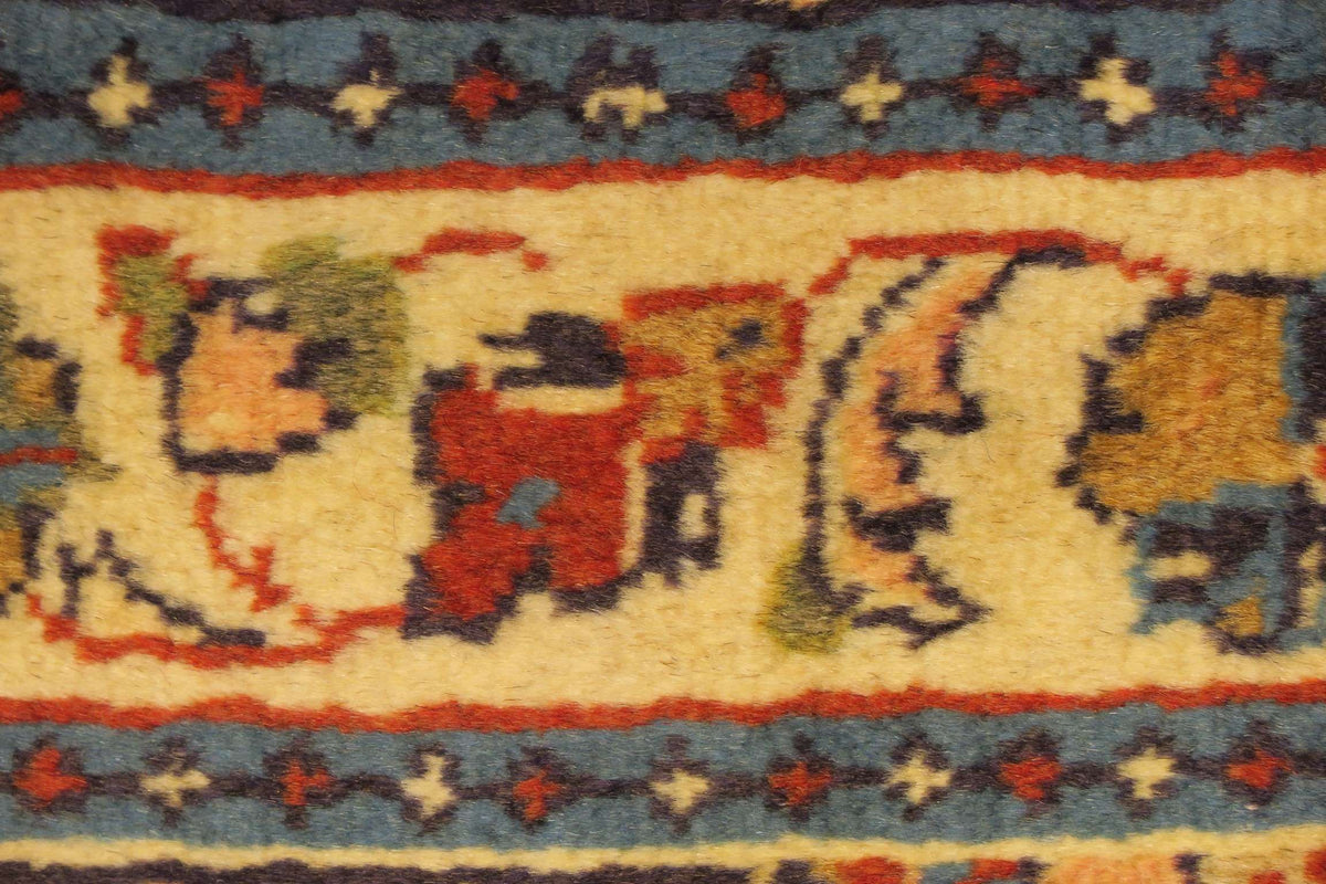 2'3'' x 4'3'' Persian Mahal Rug