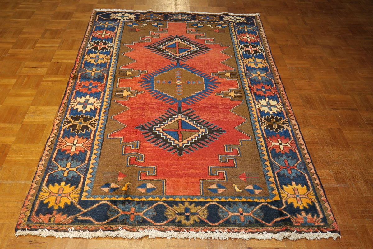 3'4'' x 6'6'' Persian Bakhtiar Rug
