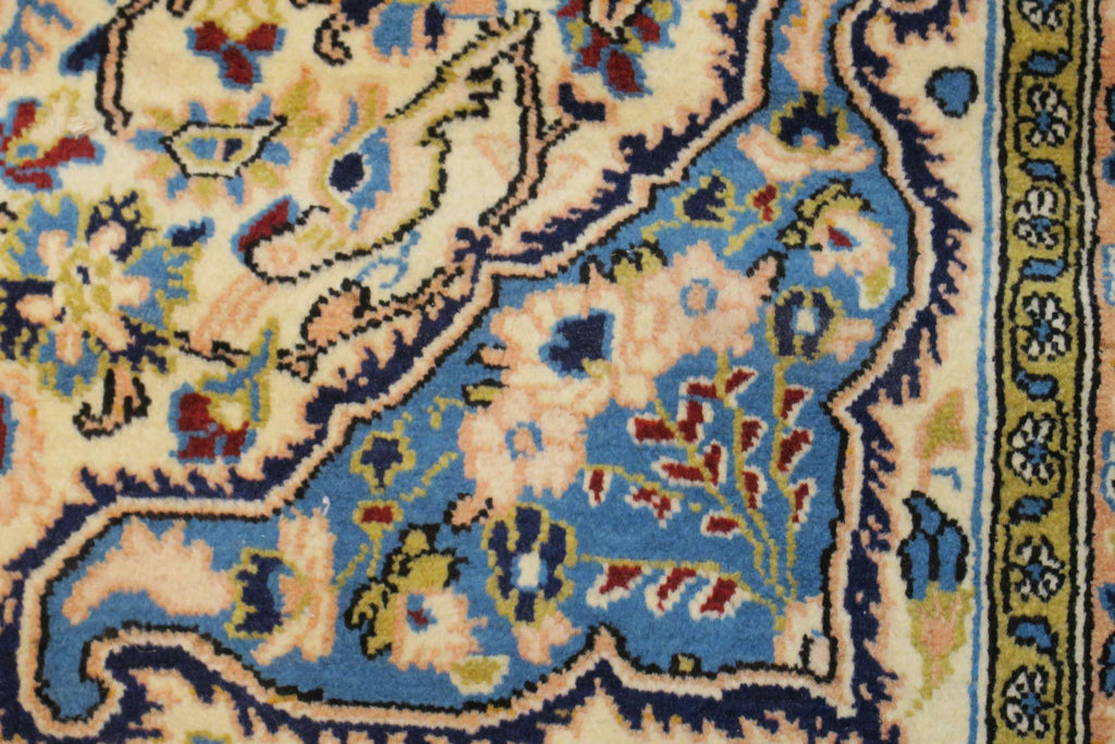 3'4'' x 5'1'' Persian Qoumsheh Rug
