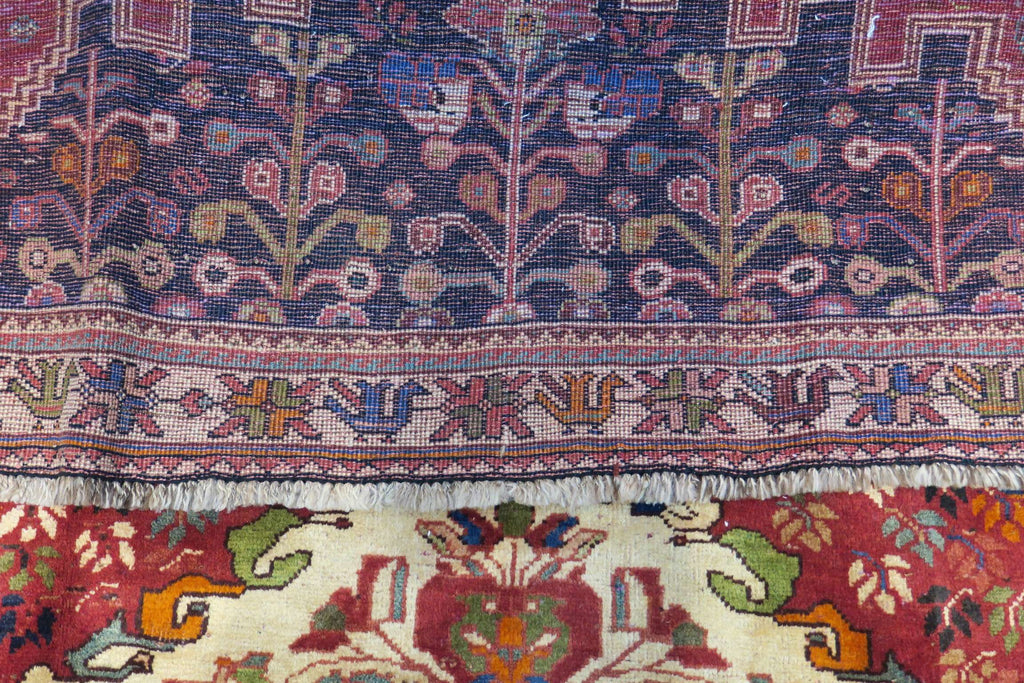 5'6'' x 8'9'' Persian Shiraz Rug