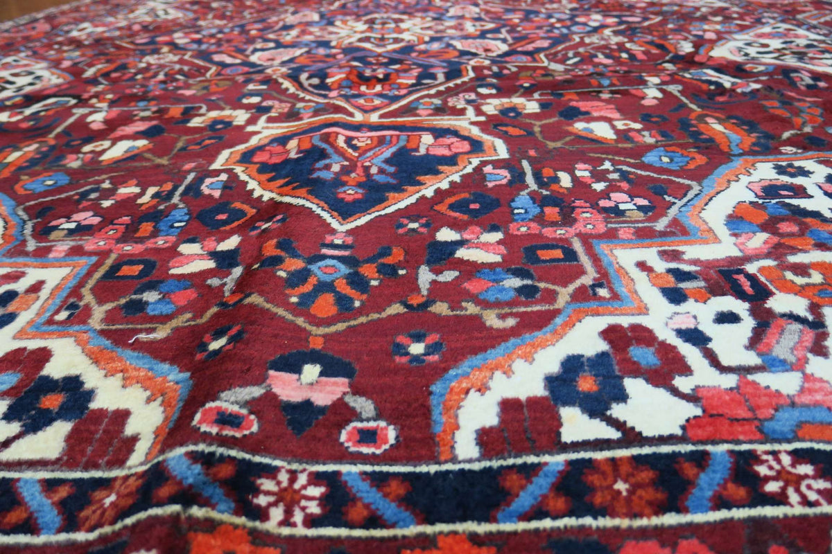 7'2'' x 10'1'' Persian Bakhtiar Rug