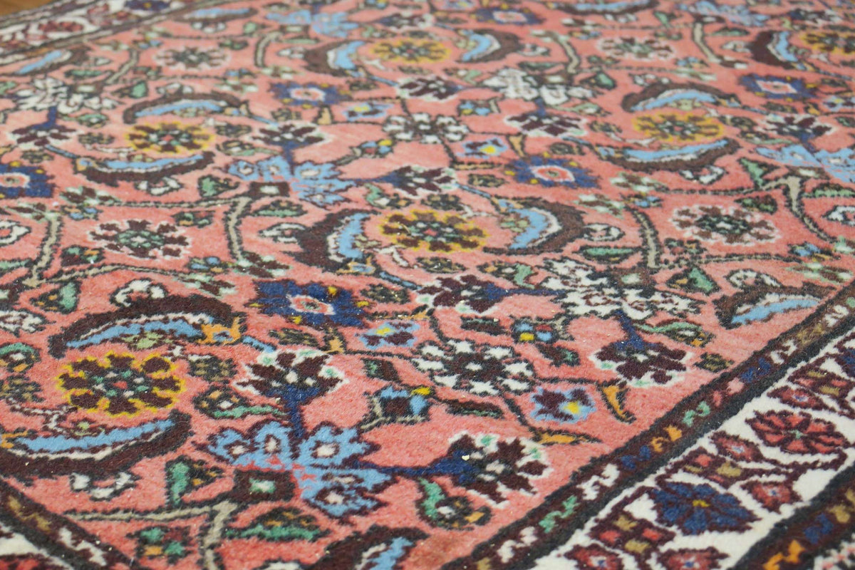 2'7'' x 3'5'' Persian Hamadan Rug