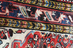 5'1'' x 6'8'' Persian Hamadan Rug