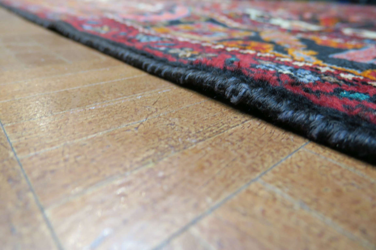 5'2'' x 7'6'' Persian Hamadan Rug