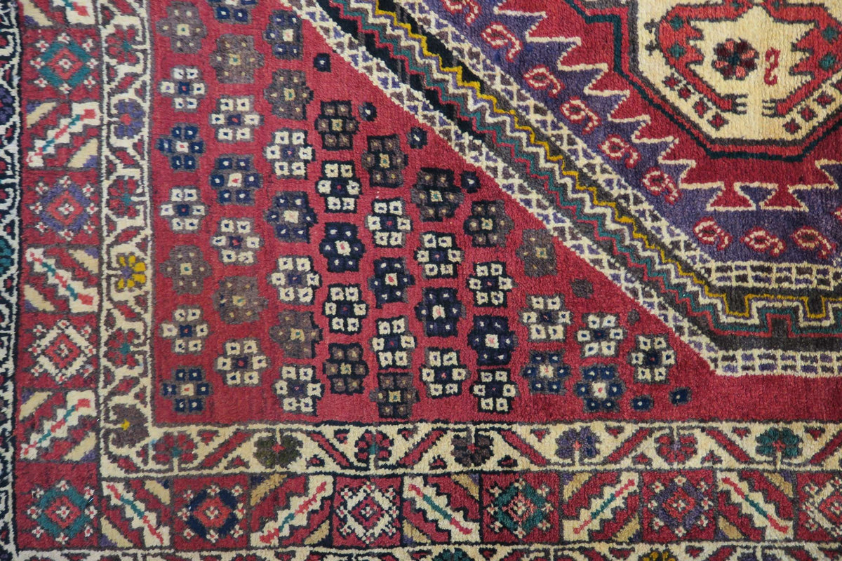 4'9'' x 6'8'' Persian Sirjan Rug
