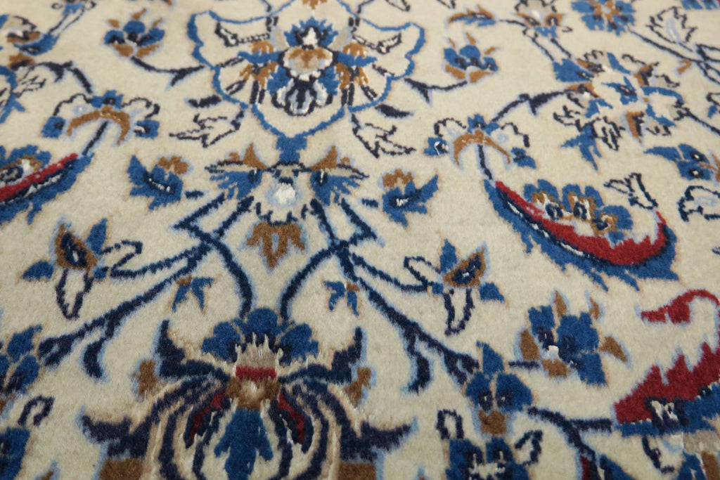 4'1'' x 5'9'' Persian Nain Rug