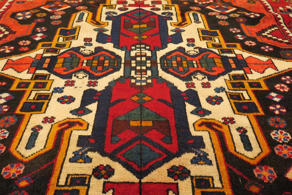 5'1'' x 7'4'' Persian Bakhtiar Rug