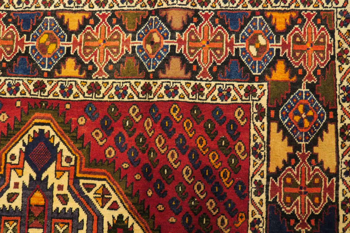 4'10'' x 6'9'' Persian Sirjan Rug