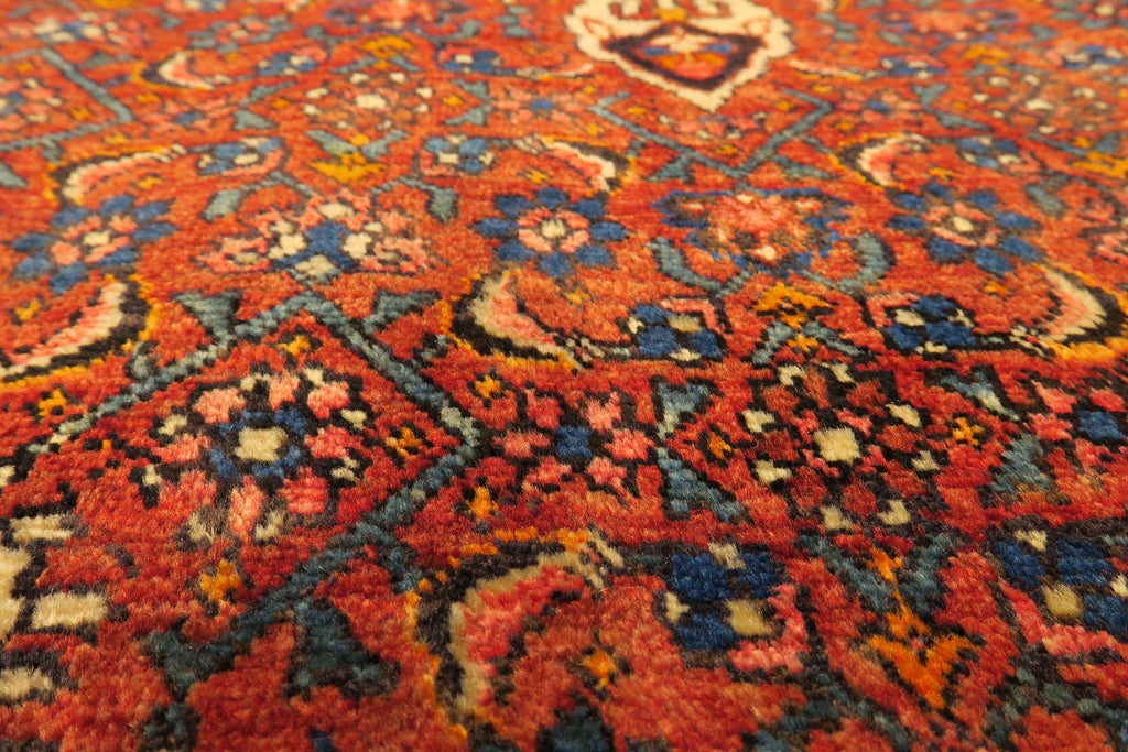 4'3'' x 7'2'' Persian Zanjan Rug