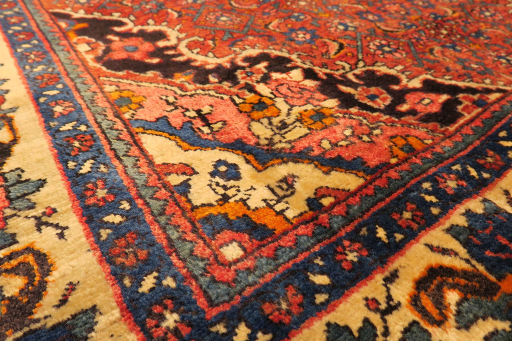 4'3'' x 7'2'' Persian Zanjan Rug