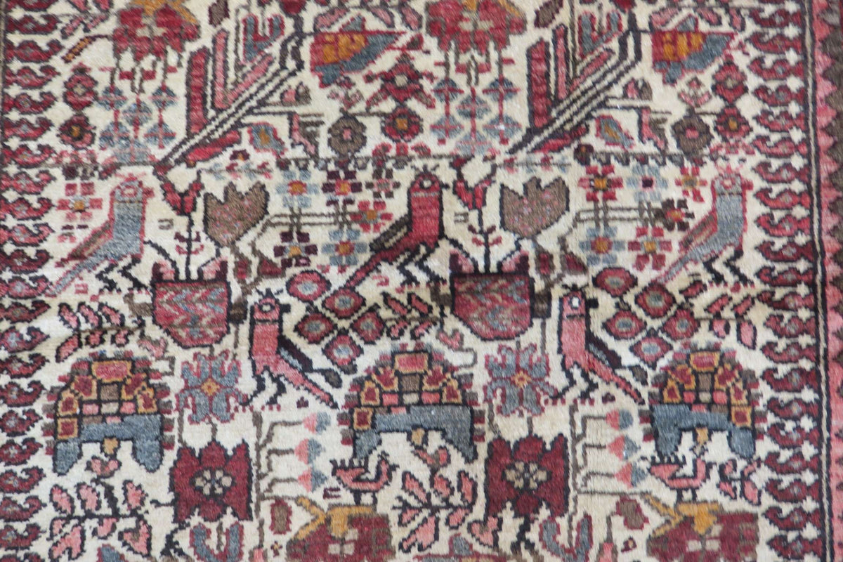 4'3'' x 6'8'' Persian Ardabil Rug