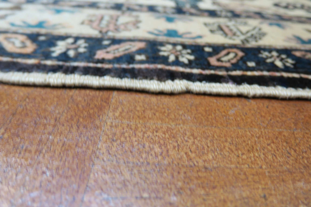 4'4'' x 6'4'' Persian Ardabil Rug