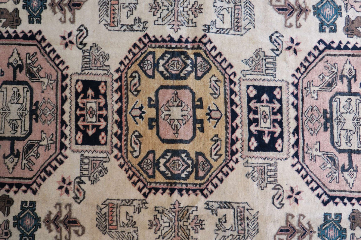 4'4'' x 6'4'' Persian Ardabil Rug