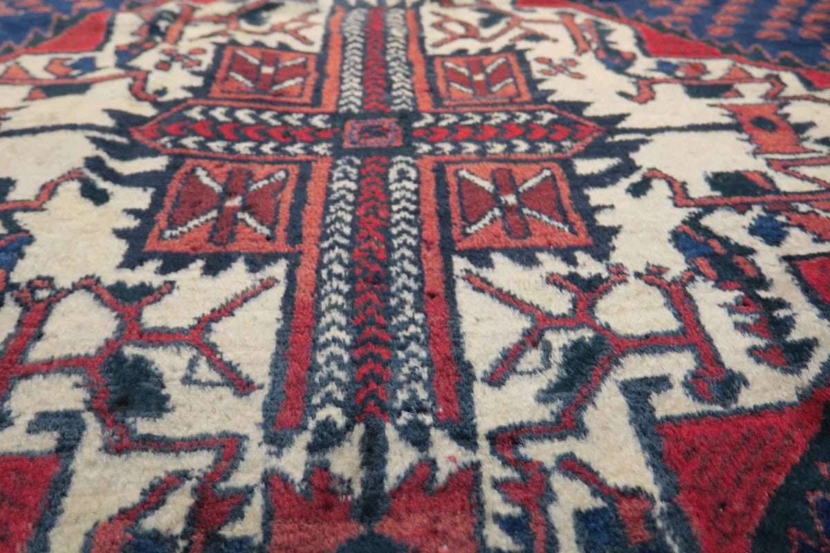 4'3'' x 5'8'' Persian Sirjan Rug