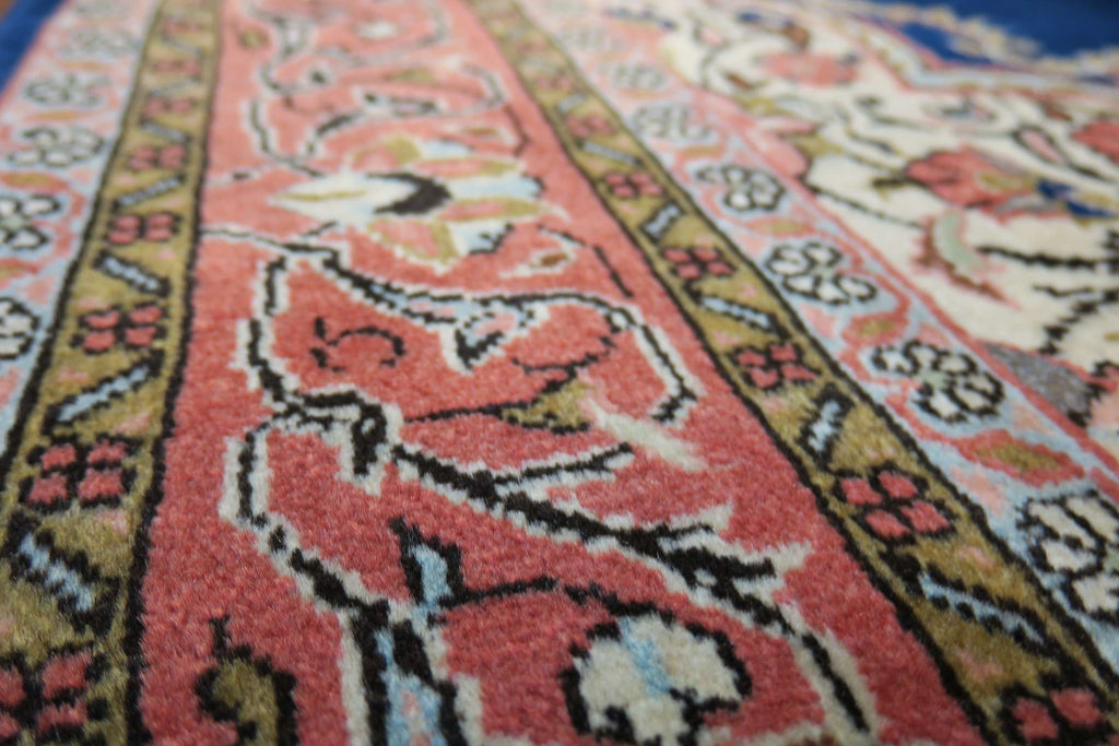 4'3'' x 6'2'' Persian Jozan Rug