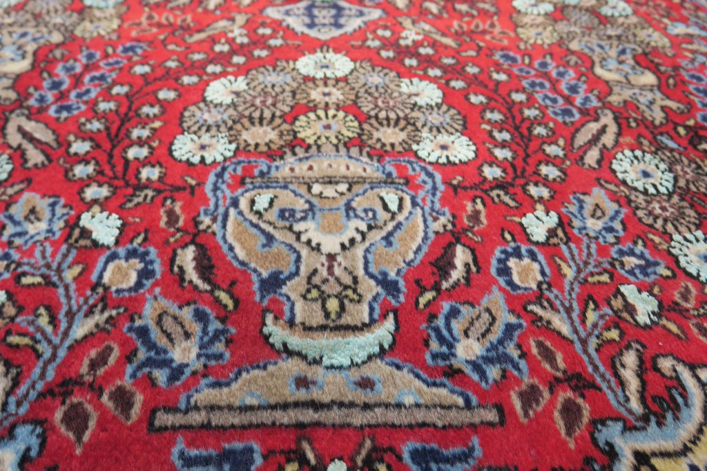 4'4'' x 6'9'' Persian Qoumsheh Rug