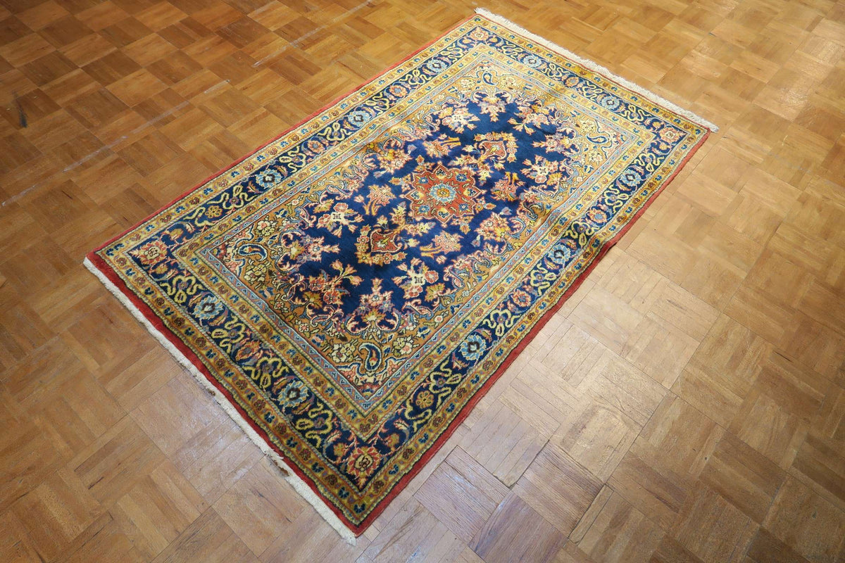 3'4'' x 5'6'' Persian Qoumsheh Rug