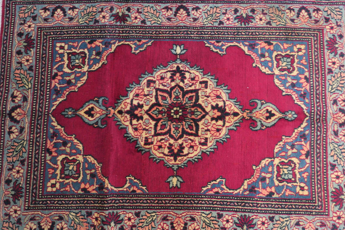 3'4'' x 4'8'' Persian Moud Rug