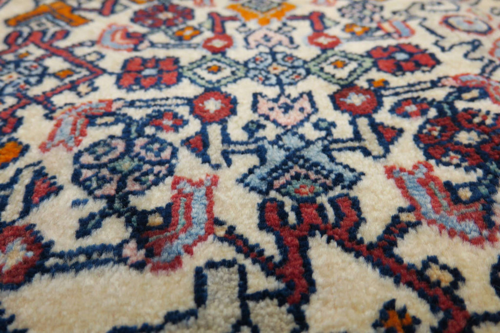 3'3'' x 4'9'' Persian Zanjan Rug