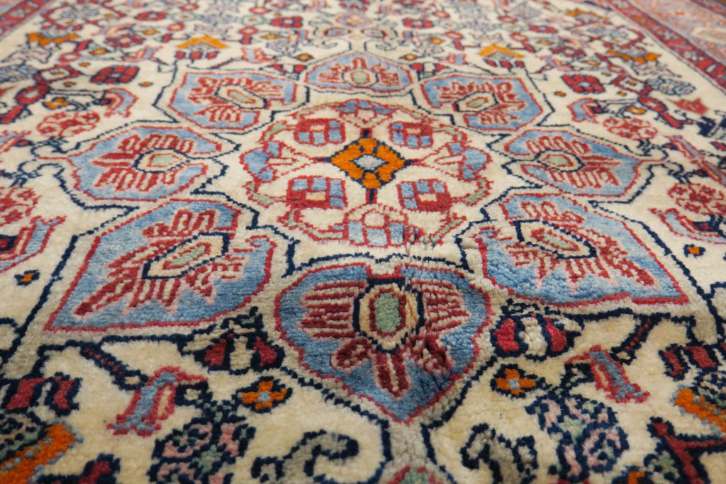 3'3'' x 4'9'' Persian Zanjan Rug