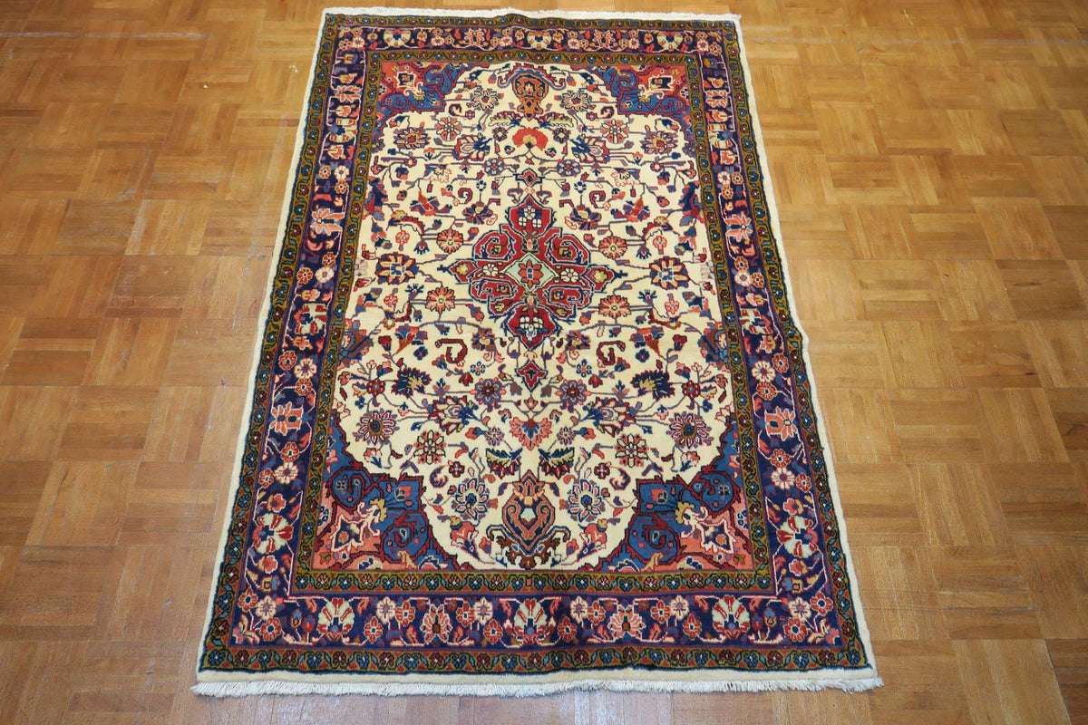 3'5'' x 5'3'' Persian Sarouk Rug