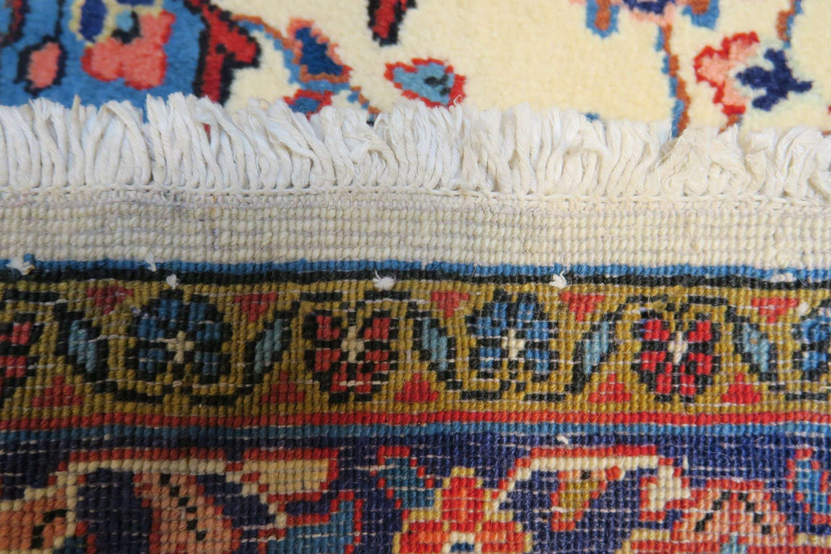 3'5'' x 5'3'' Persian Sarouk Rug