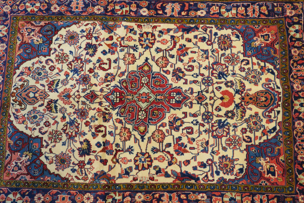 3'5'' x 5'3'' Persian Sarouk Rug