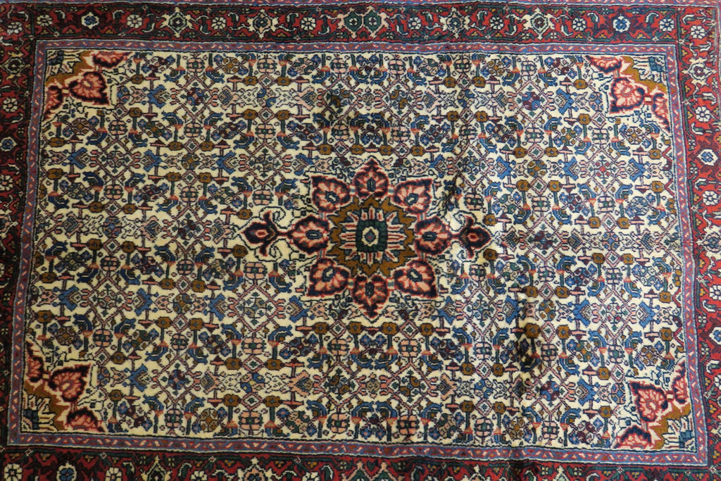 3'4'' x 4'9'' Persian Zanjan Rug