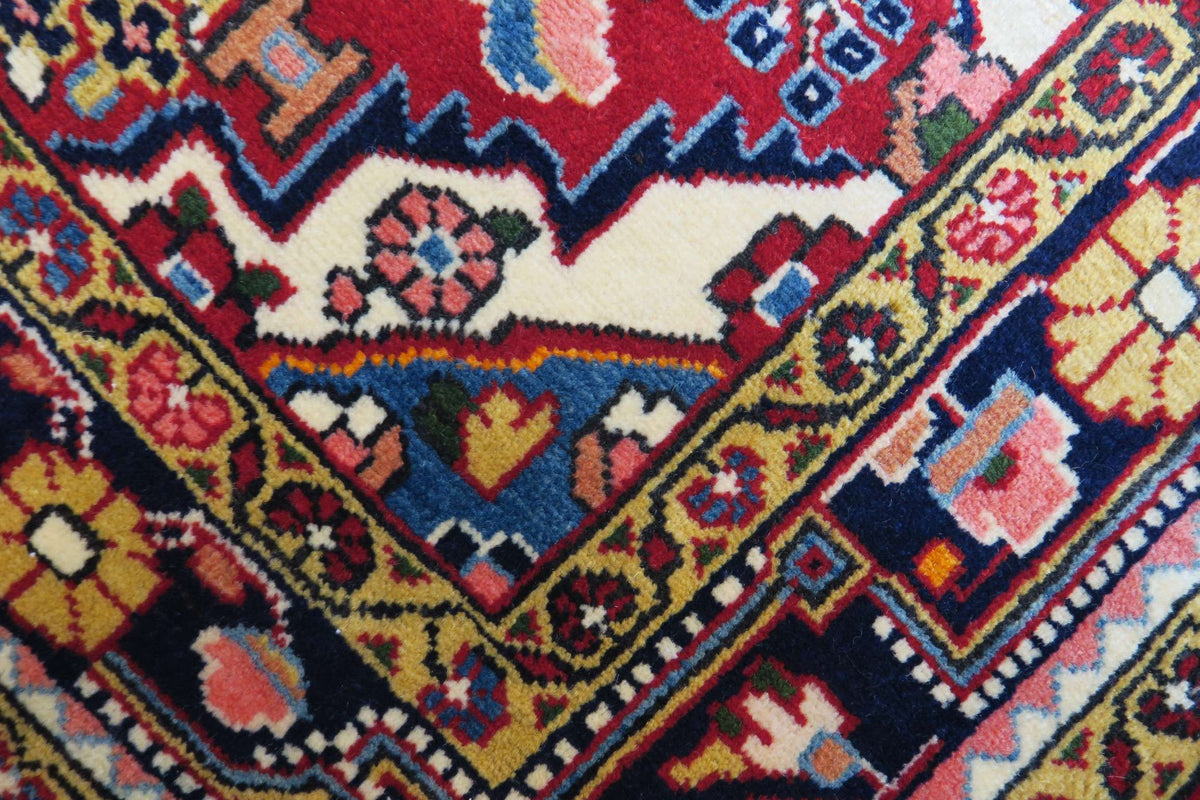 3'3'' x 5'3'' Persian Jozan Rug