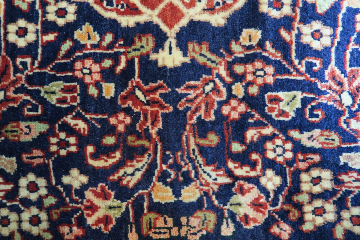 3'3'' x 5'3'' Persian Jozan Rug