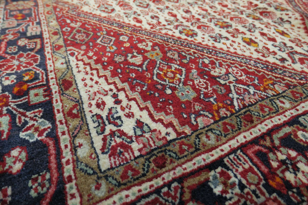 3'7'' x 5'1'' Persian Jozan Rug