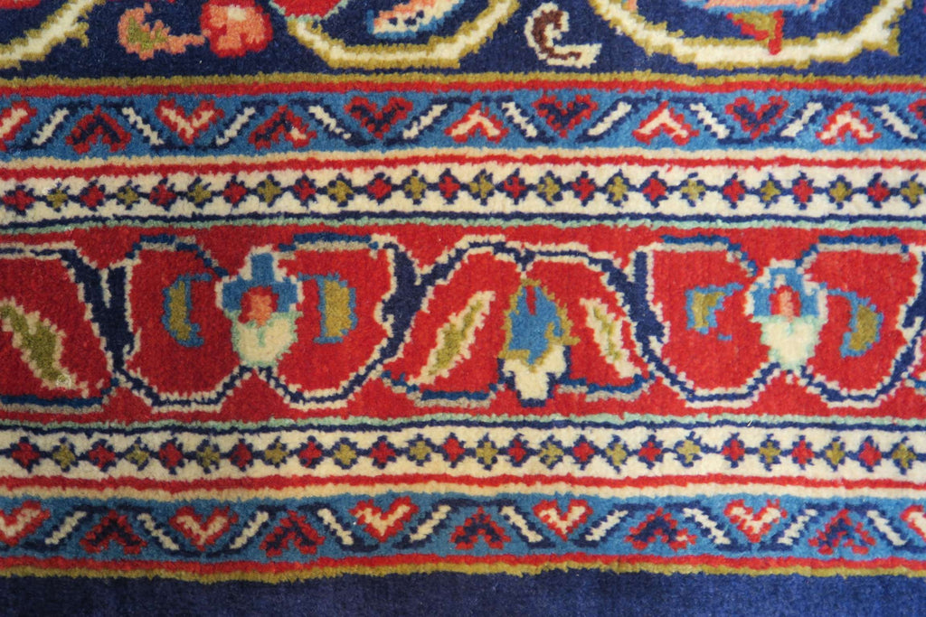 3'5'' x 5'3'' Persian Sarouk Rug
