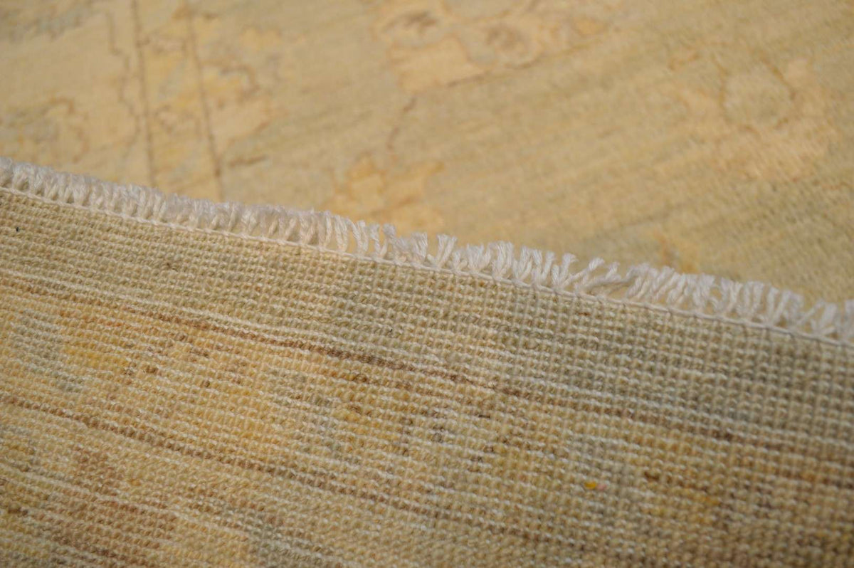 5' 1" x 6' 9" Pakistan Peshawar Rug image 11