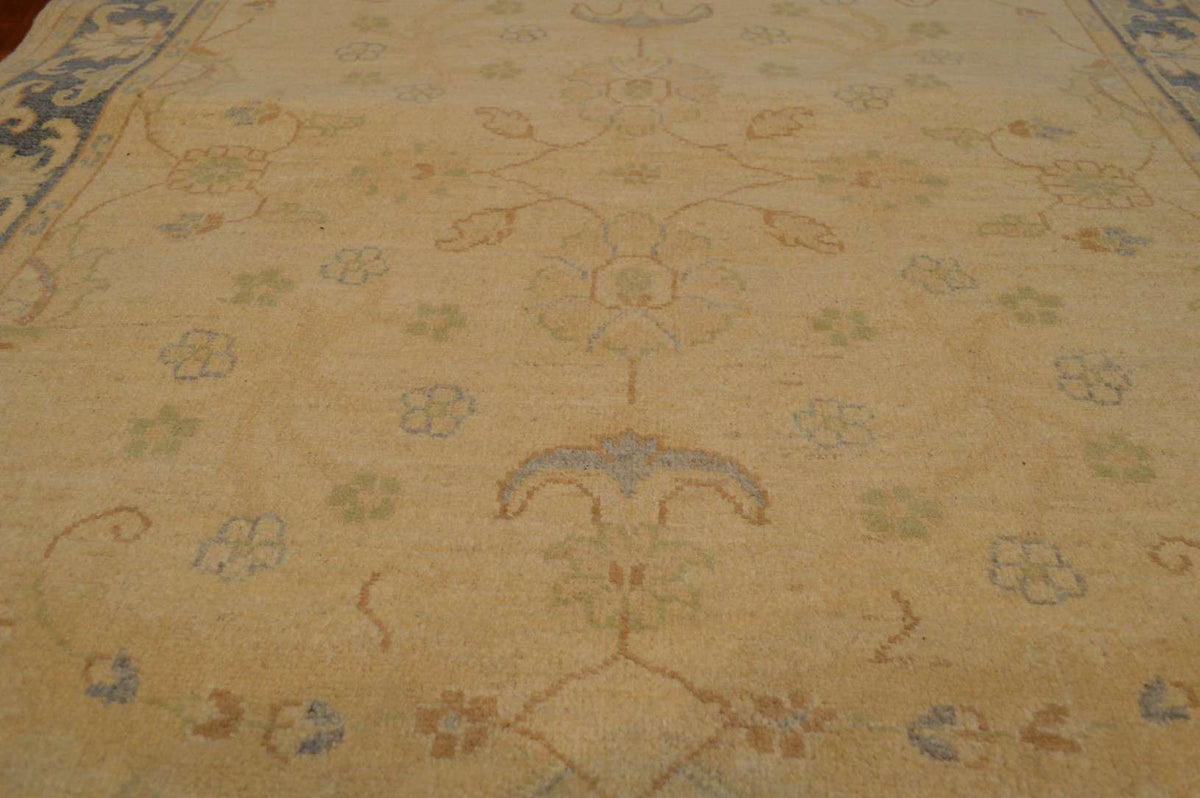 4' 0" x 5' 9" Pakistan Peshawar Rug image 5