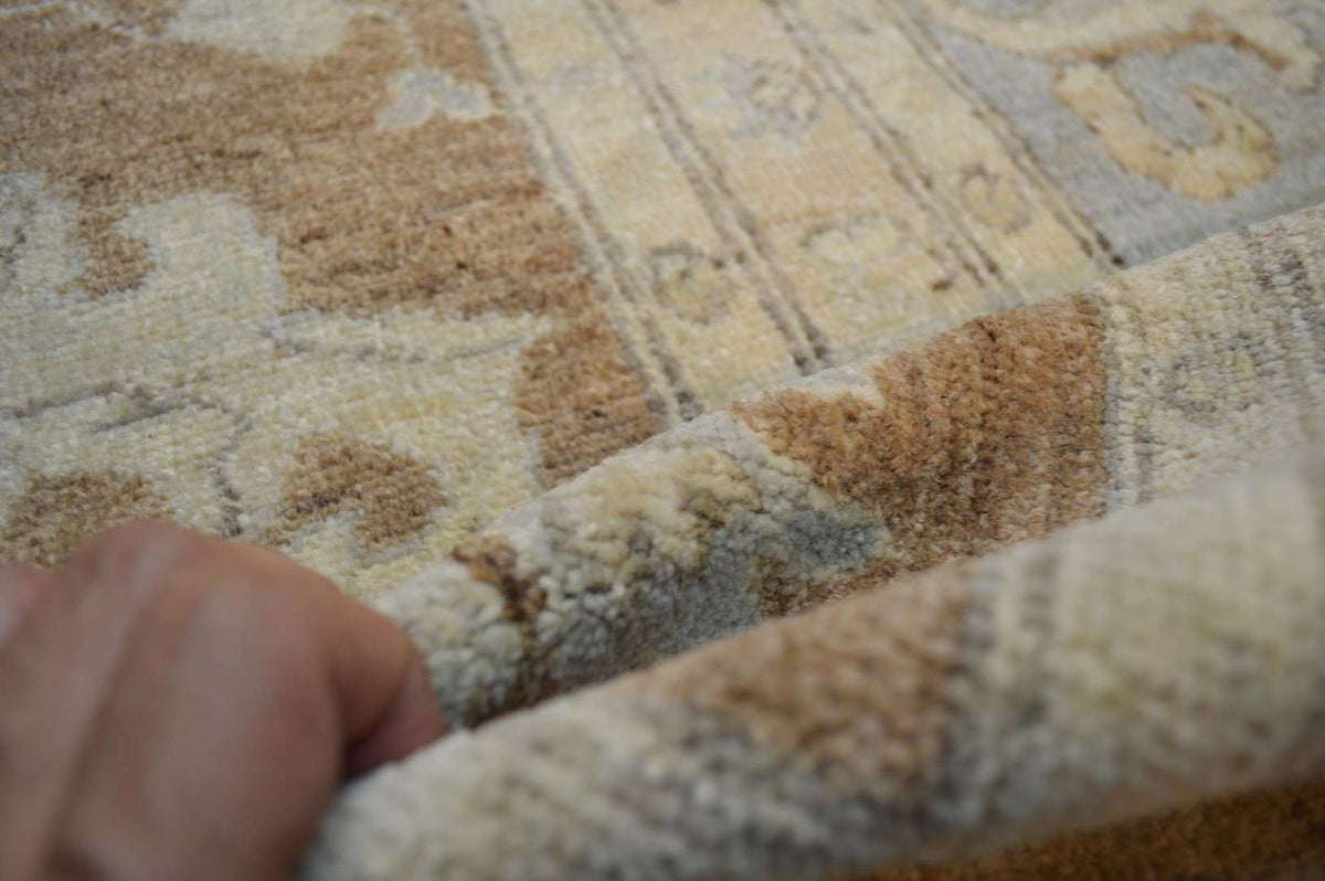 9' 10" x 13' 9" Pakistan Peshawar Rug image 11