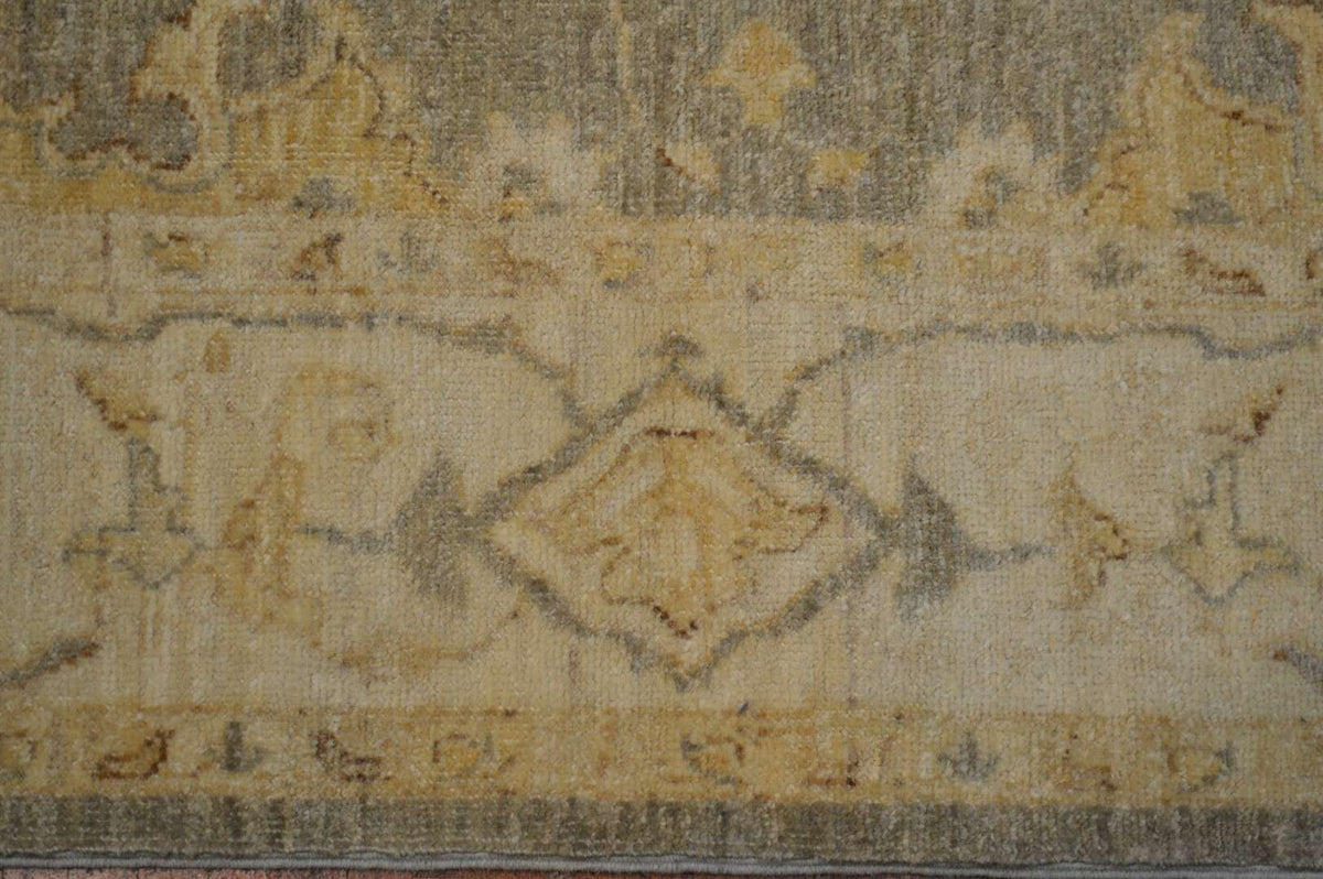 5' 0" x 6' 8" Pakistan Peshawar Rug image 3