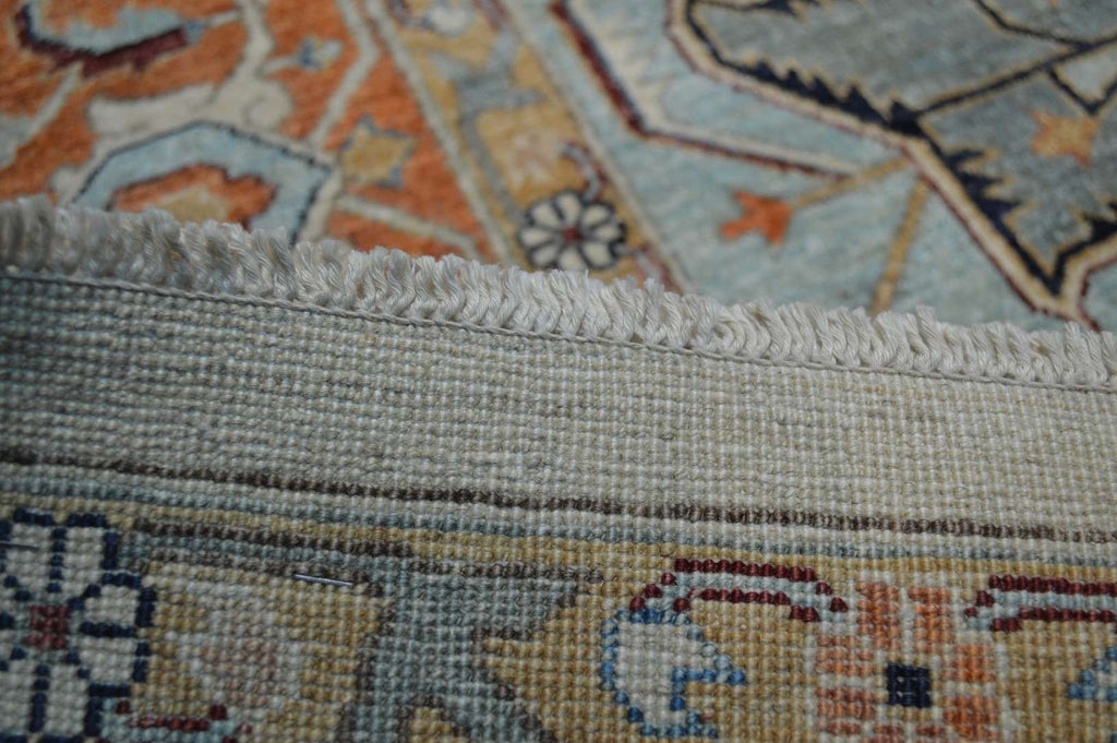 8' 2" x 9' 10" Pakistan Serapi Rug image 12