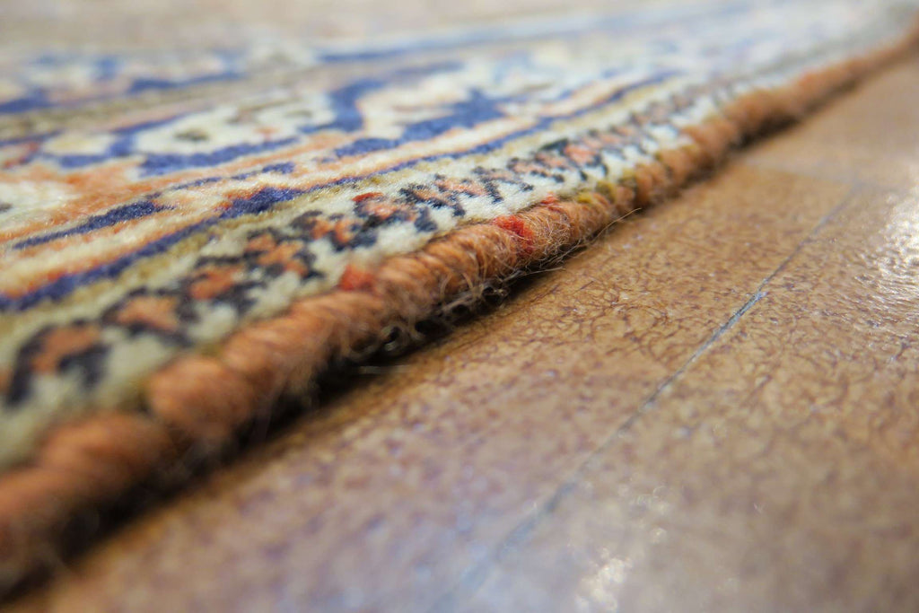 3'8'' x 5'5'' Persian Bijar Rug image 4