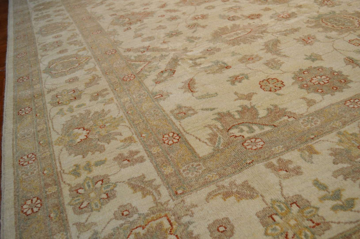 8' 0" x 9' 10" Pakistan Peshawar Rug image 8