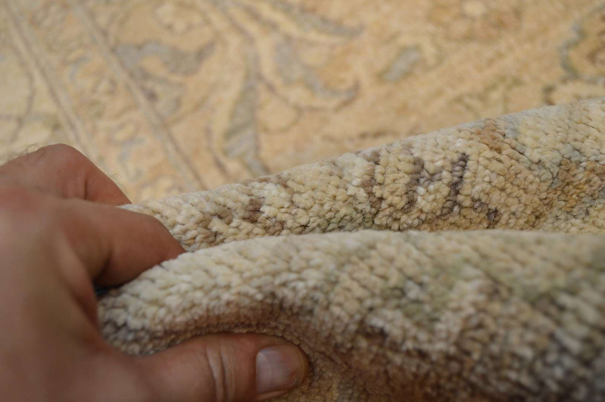 8' 1" x 9' 10" Pakistan Peshawar Rug image 11