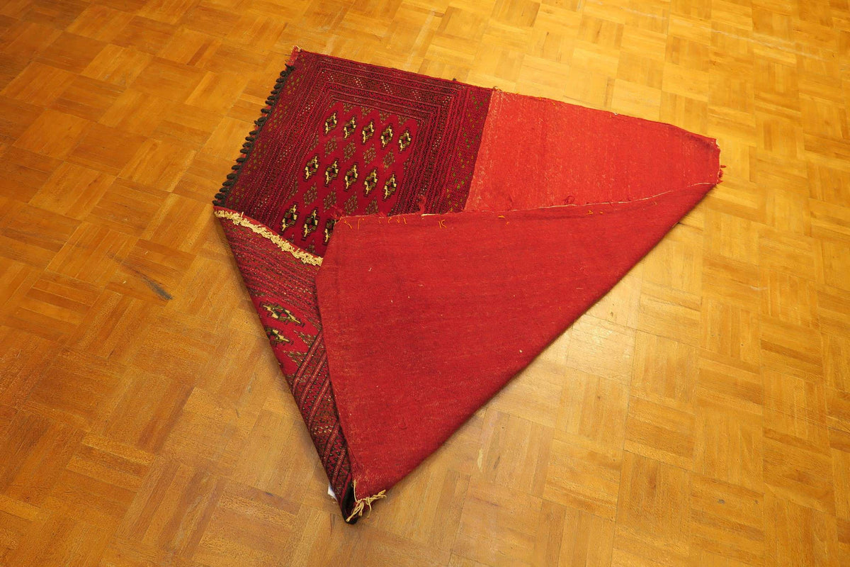 1'9'' x 4'3'' Persian Turkeman Rug image 4