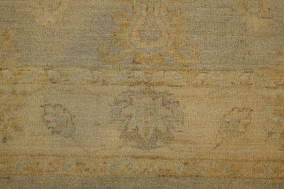 5' 1" x 6' 9" Pakistan Peshawar Rug image 2