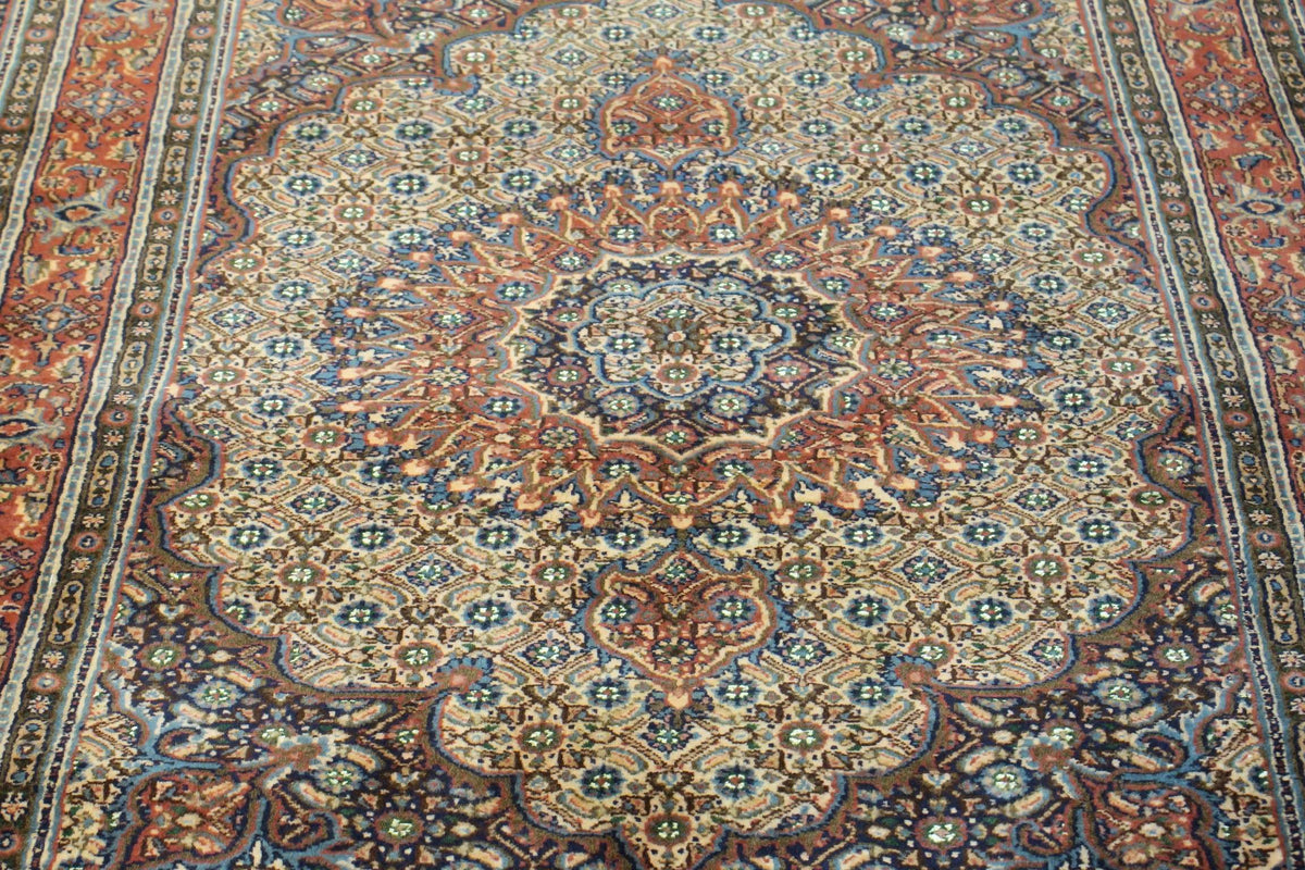 3'4'' x 5'1'' Persian Moud Rug image 1