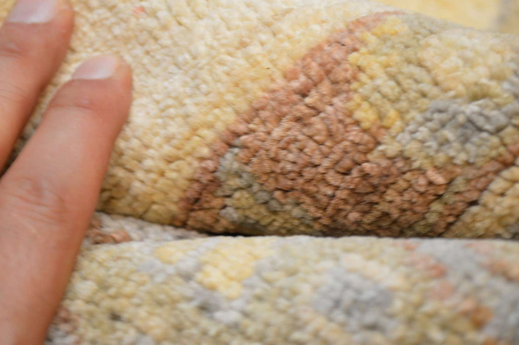 8' 4" x 9' 10" Pakistan Peshawar Rug image 10