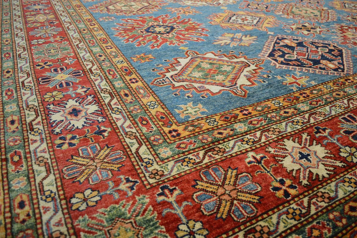 10' 2" x 13' 9" Pakistan Kazak Rug image 3