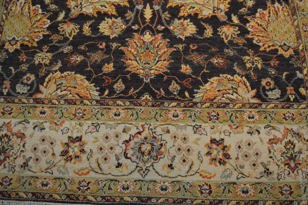 8' 0" x 10' 1" India Sultanabad Rug image 9