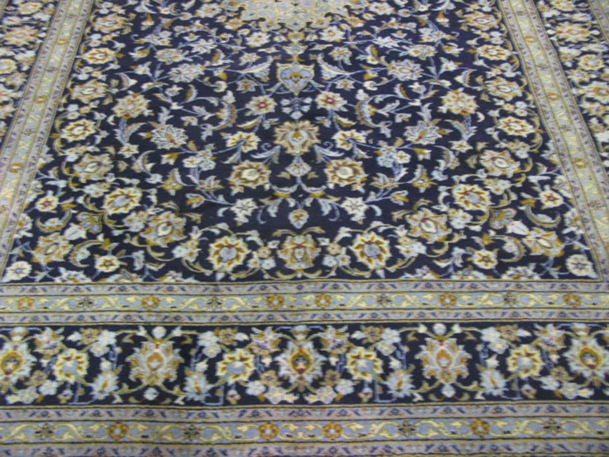 8' 3" x 11' 8" Persian Kashan Rug image 5