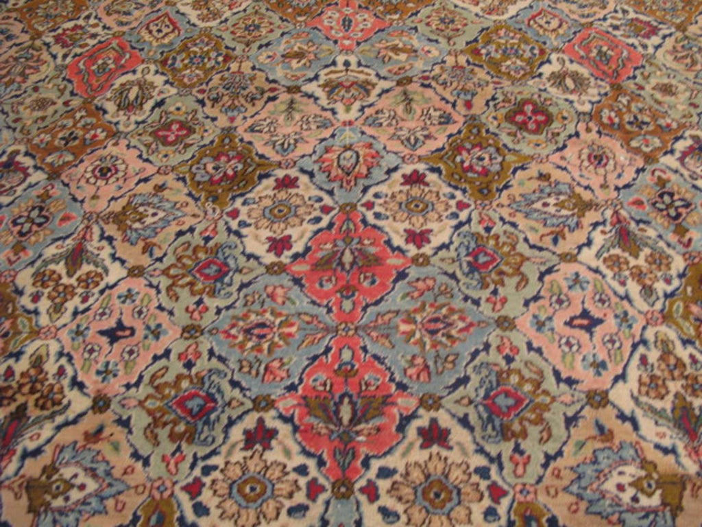 10' 0" x 13' 6" Persian Kirman Rug image 2