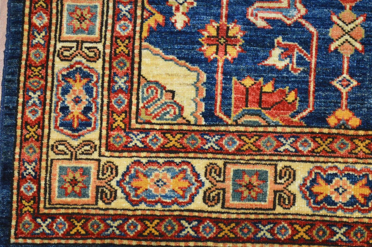 3' 5" x 5' 6" Pakistan Kazak Rug image 5